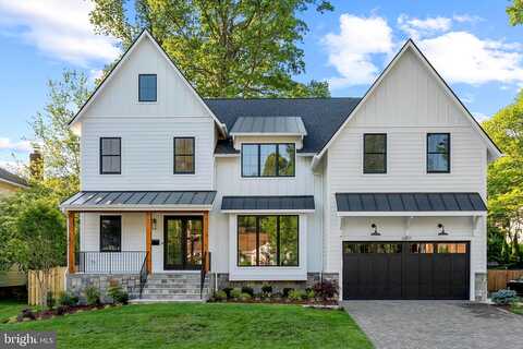 Williamsburg, ARLINGTON, VA 22213