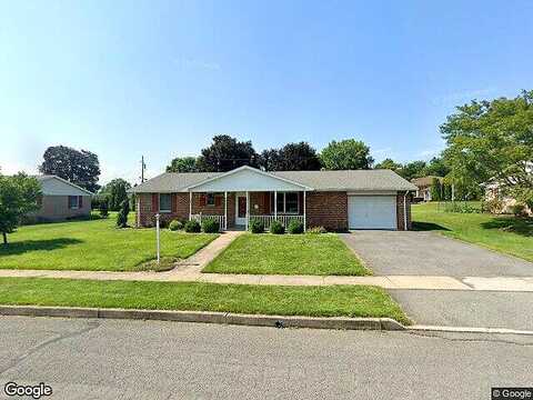 Bowman, MILLERSBURG, PA 17061