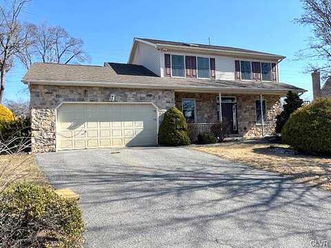 Peacock, BETHLEHEM, PA 18020