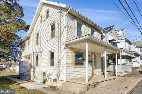 West, WILLIAMSTOWN, PA 17098