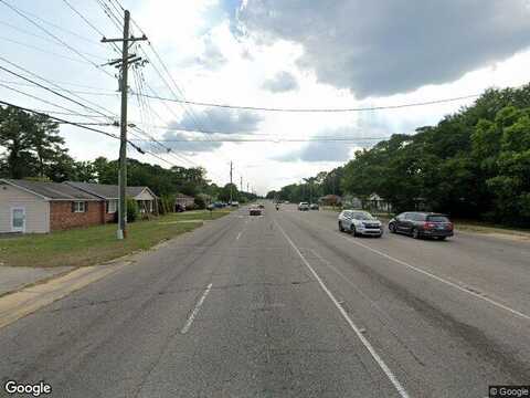Cumberland Rd, Fayetteville, NC 28306