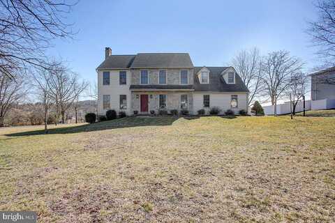 Pleasant, DALLASTOWN, PA 17313