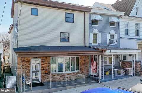 Hunter, TAMAQUA, PA 18252