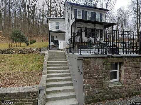 Wyomissing, MOHNTON, PA 19540