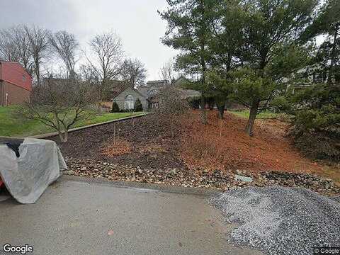 Lynn Ann, NEW KENSINGTON, PA 15068
