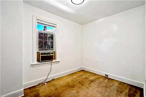 Card, PITTSBURGH, PA 15208