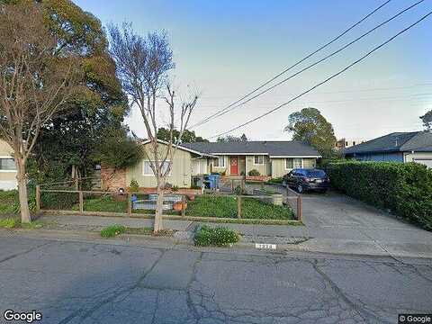 Manhattan, SANTA ROSA, CA 95401