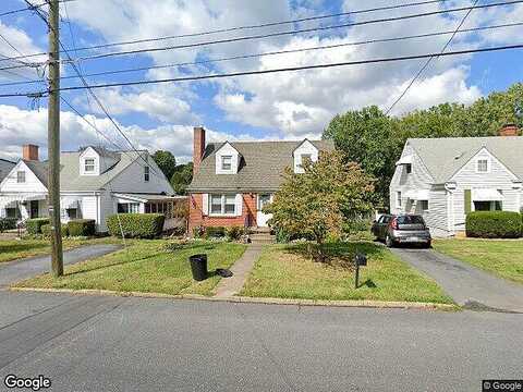 Spring Hill, STAUNTON, VA 24401