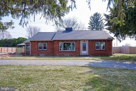 Main, MOUNT JOY, PA 17552