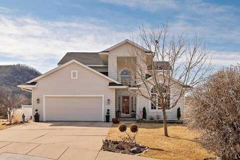 Hickory Nut, LA CROSSE, WI 54601