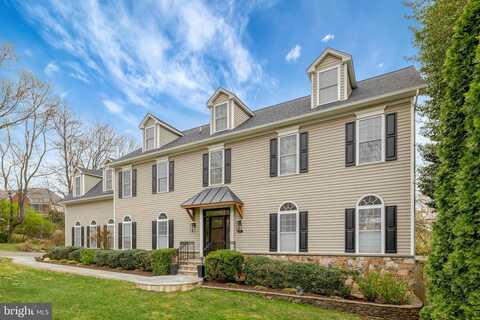 Malcolm, VIENNA, VA 22180