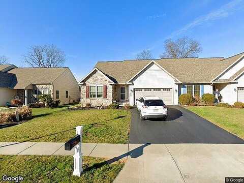 Oak Leaf, MOUNT JOY, PA 17552
