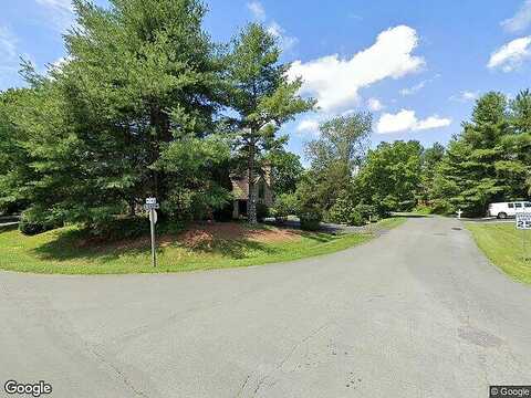 Highlands, CHARLOTTESVILLE, VA 22901
