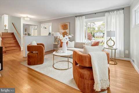 Salina, FAIRFAX, VA 22030