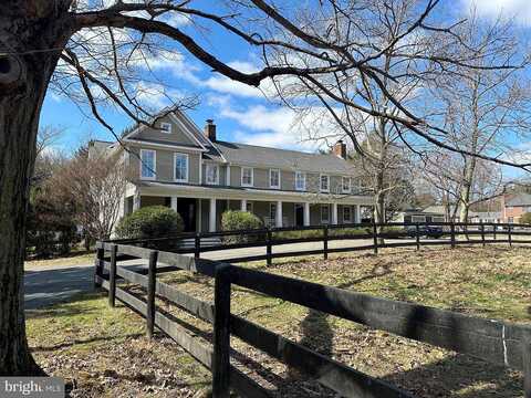 Walker, GREAT FALLS, VA 22066