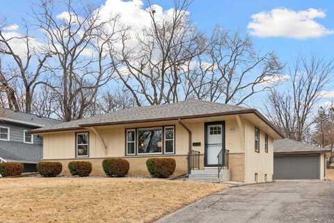 Monroe, HOPKINS, MN 55343