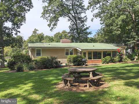Taylor, FAIRFAX, VA 22032
