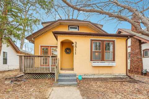 Russell, MINNEAPOLIS, MN 55412