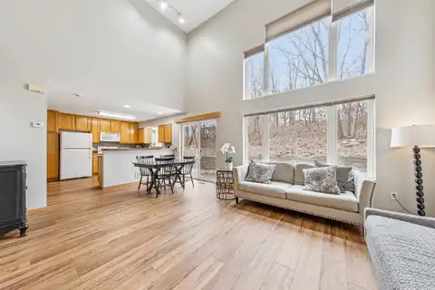 Brickyard, CHASKA, MN 55318