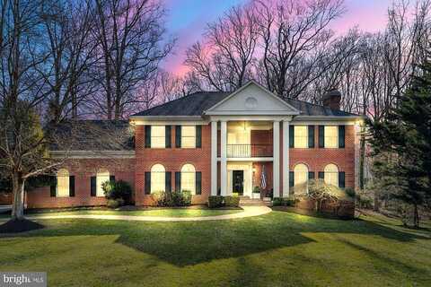 Silkwood, OAKTON, VA 22124