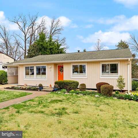 Pleasant, VIENNA, VA 22180