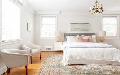 Queen Charlotte, RICHMOND, VA 23221