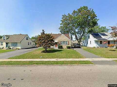 Upland, BROOKHAVEN, PA 19015