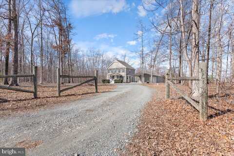 Mountain Track, ORANGE, VA 22960