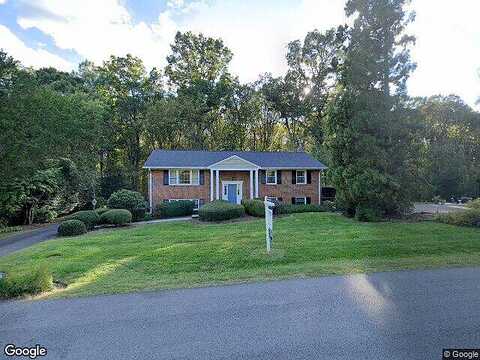 Fox Run, VIENNA, VA 22182