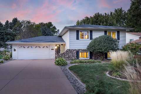 Mary, NORTH MANKATO, MN 56003