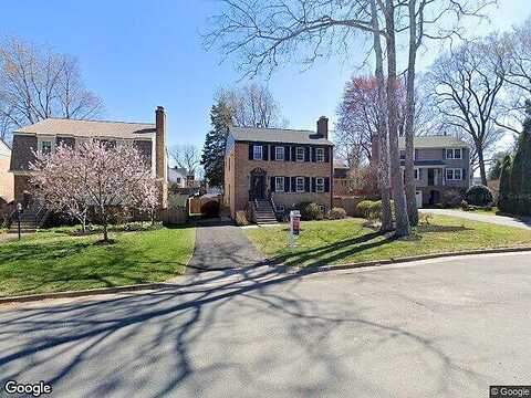 Colonial, MC LEAN, VA 22101