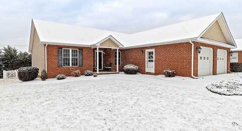 Red Oaks, STAUNTON, VA 24401