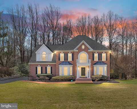 Green Moor, OAKTON, VA 22124