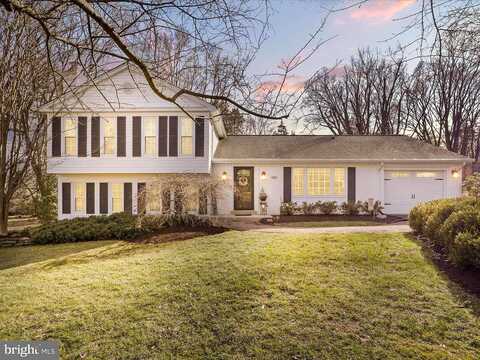 Tamarack, VIENNA, VA 22182