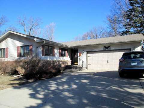 Crestview Bay, FARIBAULT, MN 55021