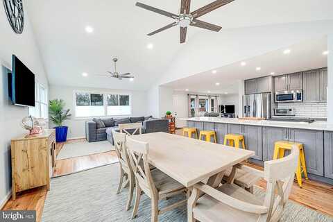 Beechview, FALLS CHURCH, VA 22042