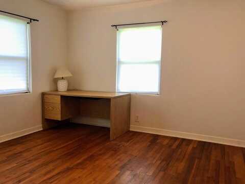 Fannie, TALLAHASSEE, FL 32303