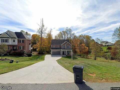 Hooper Woods, FOREST, VA 24551