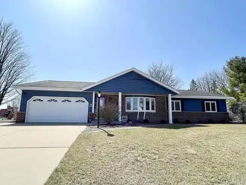 Stoneridge, SUSSEX, WI 53089