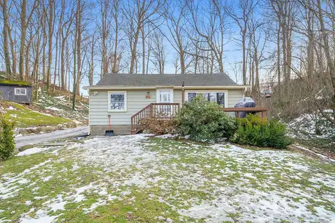 Lake, NORTH EAST, PA 16428