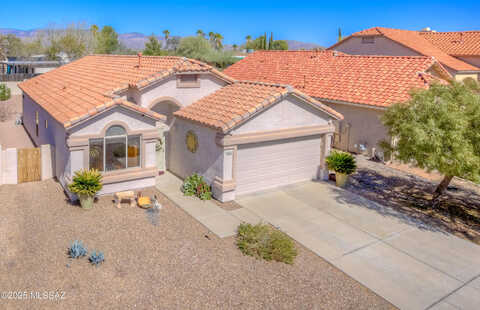 Briana, TUCSON, AZ 85748