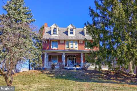 Maple, LEBANON, PA 17046