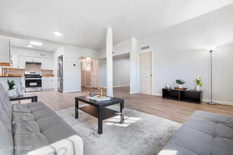 Wedwick, TUCSON, AZ 85706