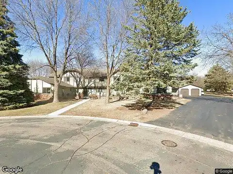 Villa, EDEN PRAIRIE, MN 55346