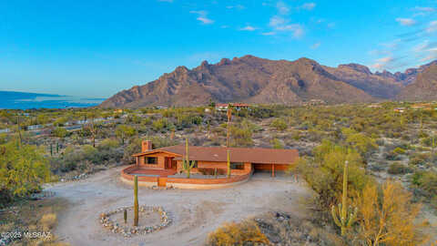 Christie, TUCSON, AZ 85718