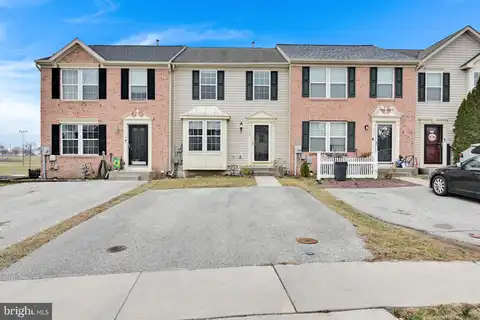 Blossom, HANOVER, PA 17331