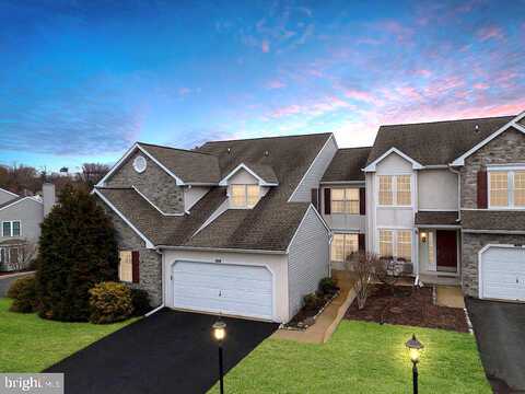 Revere, WEST CHESTER, PA 19382