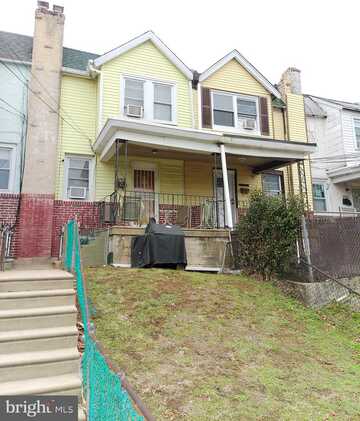Clover, UPPER DARBY, PA 19082