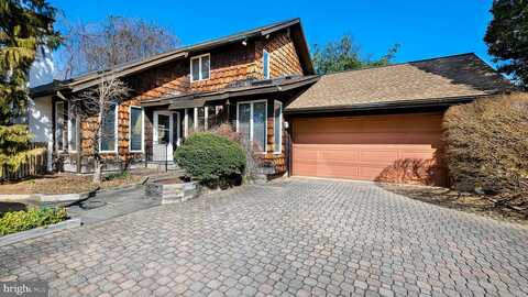 Hillside, YARDLEY, PA 19067