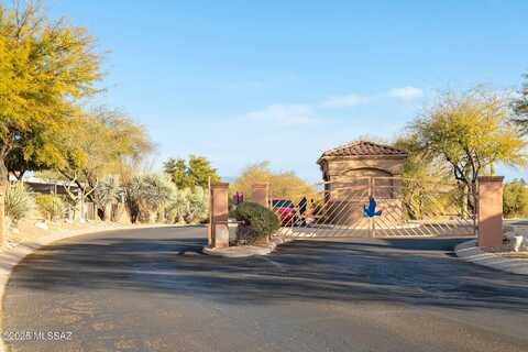 Via Jaspeada, TUCSON, AZ 85718